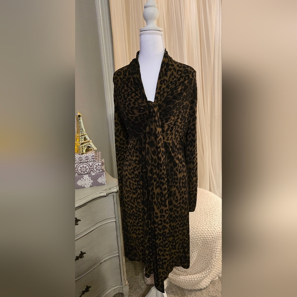NEW YORK & COMPANY TIE FRONT DRESS